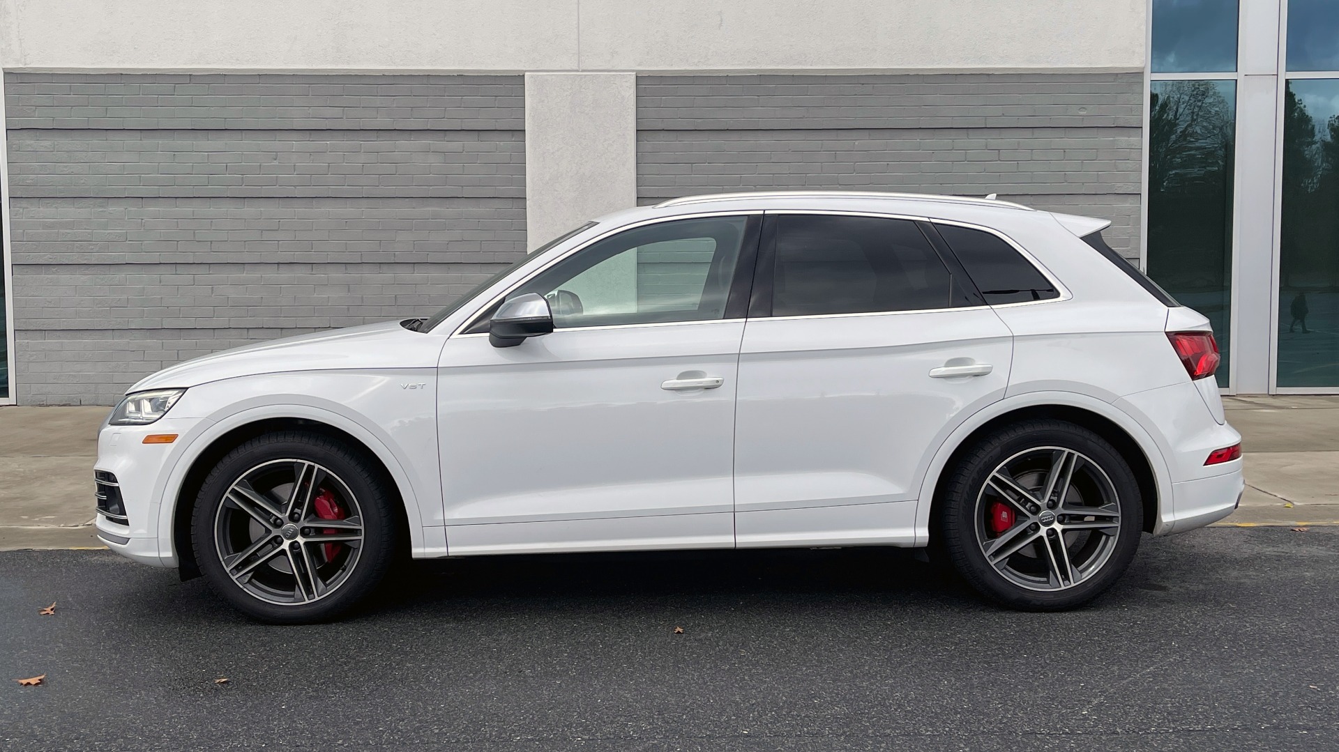 Used 2018 Audi SQ5 Prestige for sale Sold at Formula Imports in Charlotte NC 28227 3