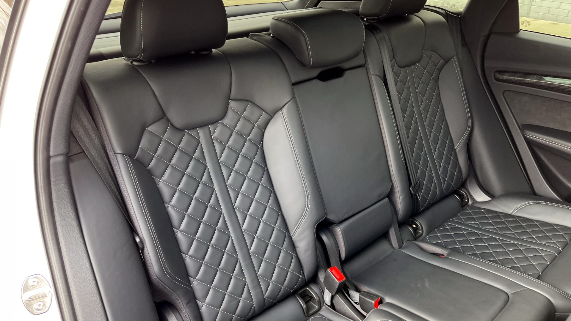 Used 2018 Audi SQ5 Prestige for sale Sold at Formula Imports in Charlotte NC 28227 49