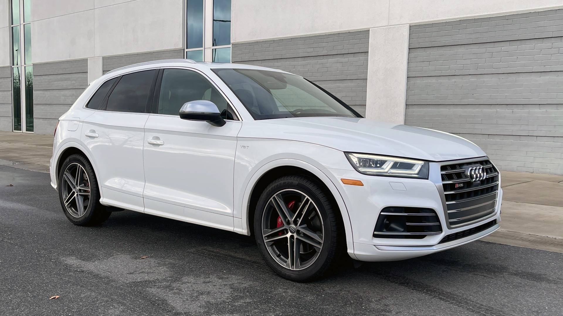 Used 2018 Audi SQ5 Prestige for sale Sold at Formula Imports in Charlotte NC 28227 5