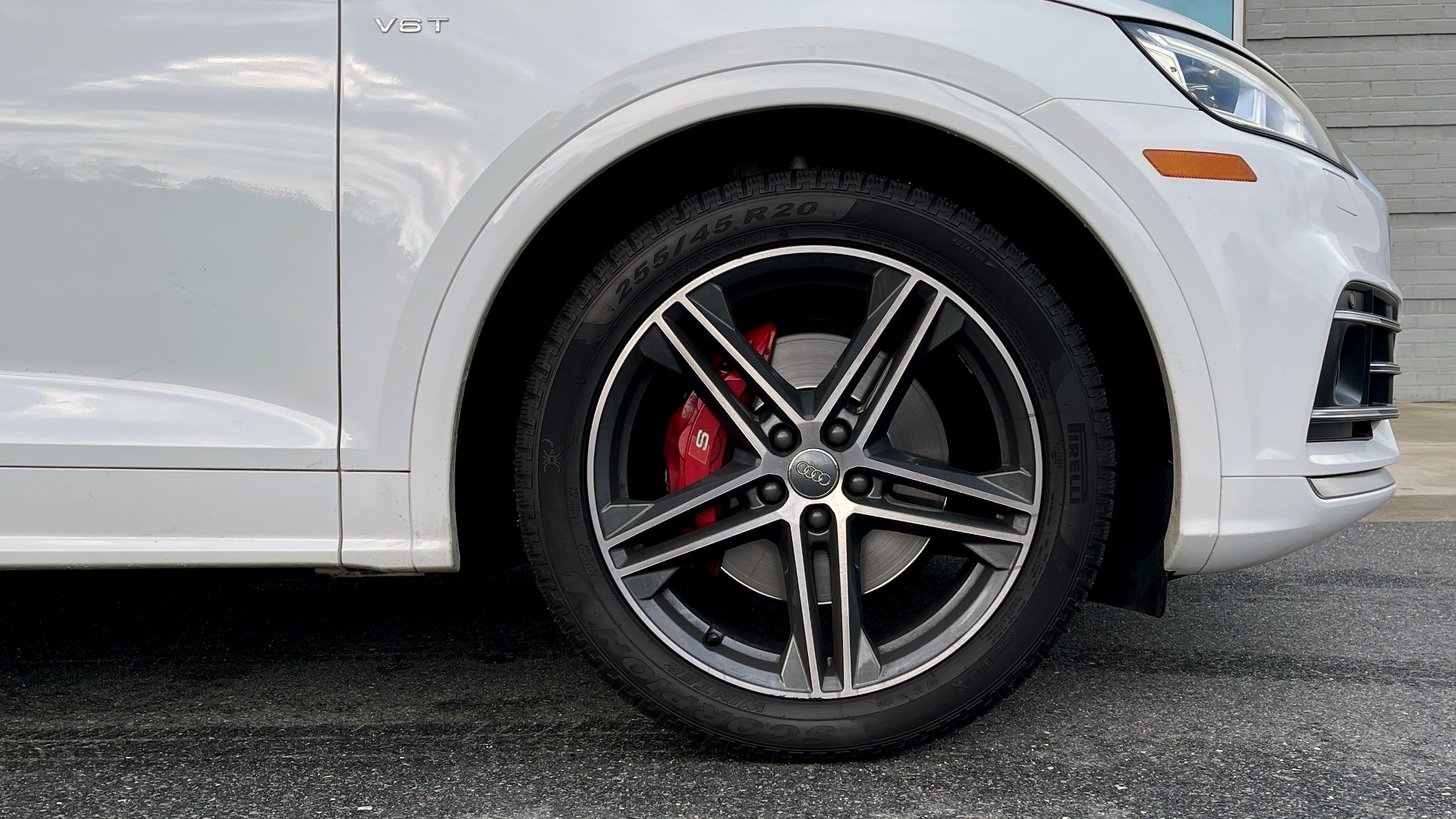 Used 2018 Audi SQ5 Prestige for sale Sold at Formula Imports in Charlotte NC 28227 57