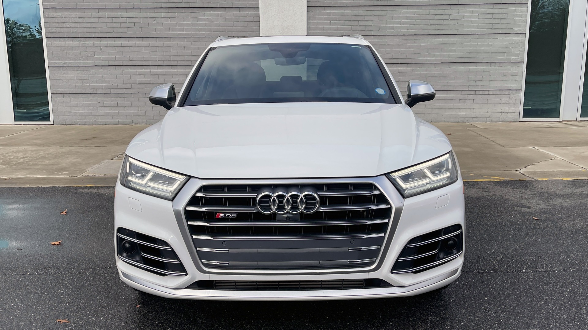 Used 2018 Audi SQ5 Prestige for sale Sold at Formula Imports in Charlotte NC 28227 8