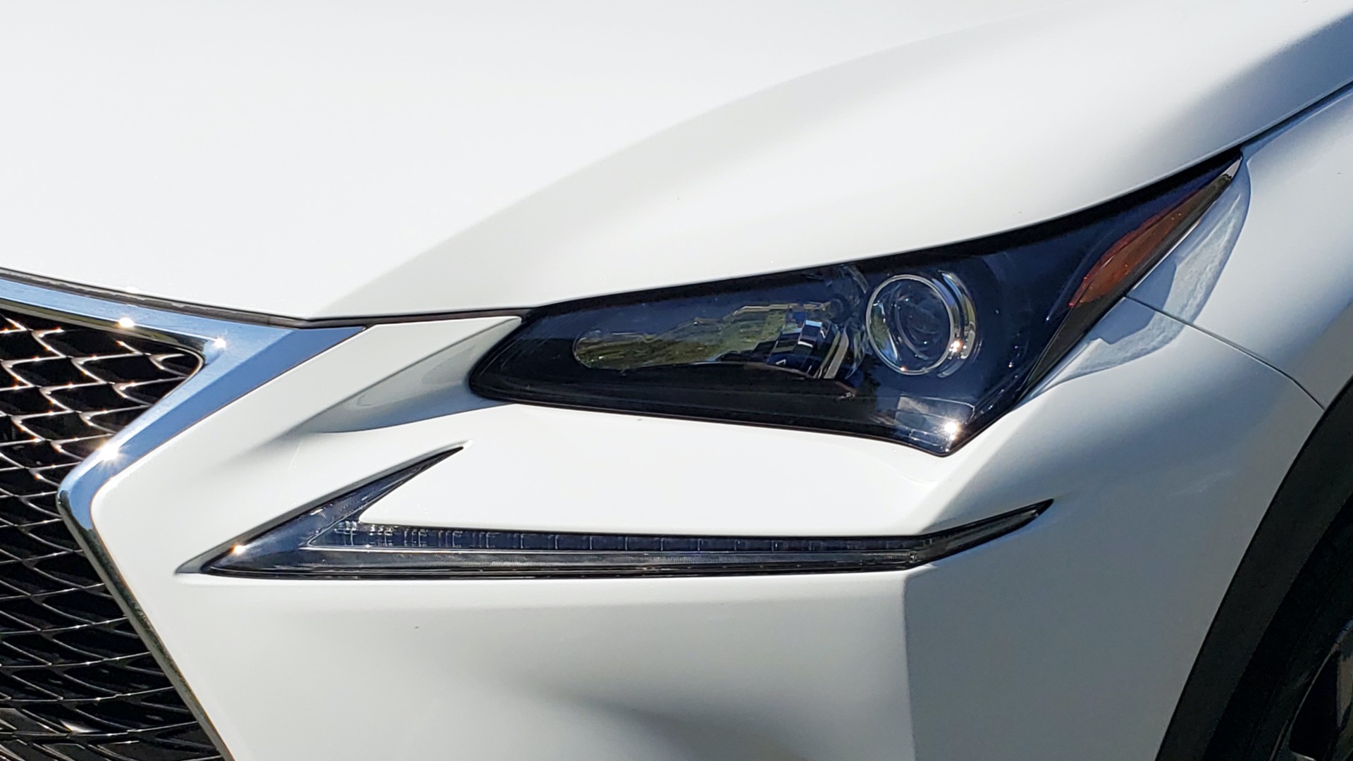 Used 2016 Lexus NX 200t F-SPORT / BACK-UP CAMERA / 18 INCH WHEELS for sale Sold at Formula Imports in Charlotte NC 28227 18