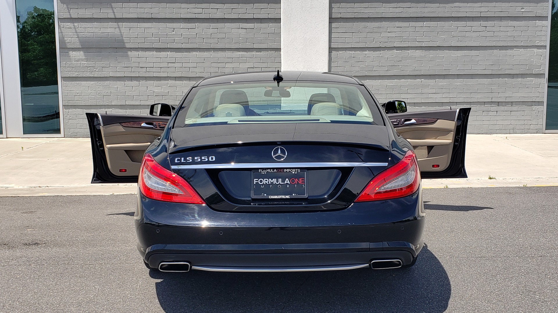 Used 2014 Mercedes-Benz CLS-Class CLS 550 PREMIUM / AMG SPORT WHLS / SUNROOF / LANE TRACK / PARKTRONIC for sale Sold at Formula Imports in Charlotte NC 28227 29