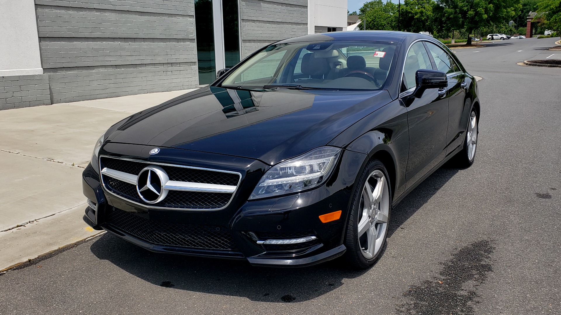 Used 2014 Mercedes-Benz CLS-Class CLS 550 PREMIUM / AMG SPORT WHLS / SUNROOF / LANE TRACK / PARKTRONIC for sale Sold at Formula Imports in Charlotte NC 28227 3