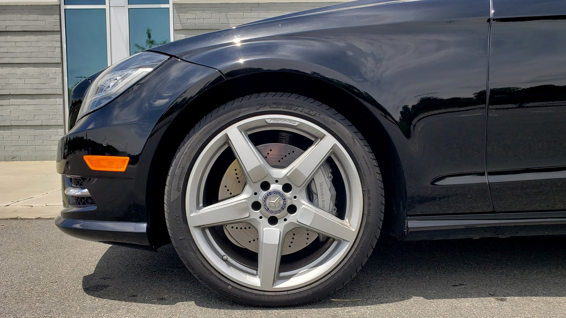 Used 2014 Mercedes-Benz CLS-Class CLS 550 PREMIUM / AMG SPORT WHLS / SUNROOF / LANE TRACK / PARKTRONIC for sale Sold at Formula Imports in Charlotte NC 28227 82