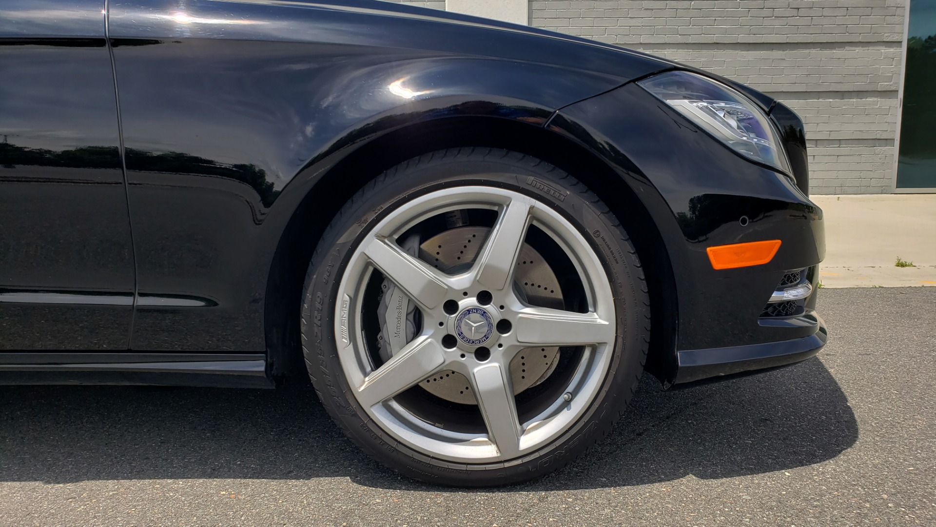 Used 2014 Mercedes-Benz CLS-Class CLS 550 PREMIUM / AMG SPORT WHLS / SUNROOF / LANE TRACK / PARKTRONIC for sale Sold at Formula Imports in Charlotte NC 28227 85