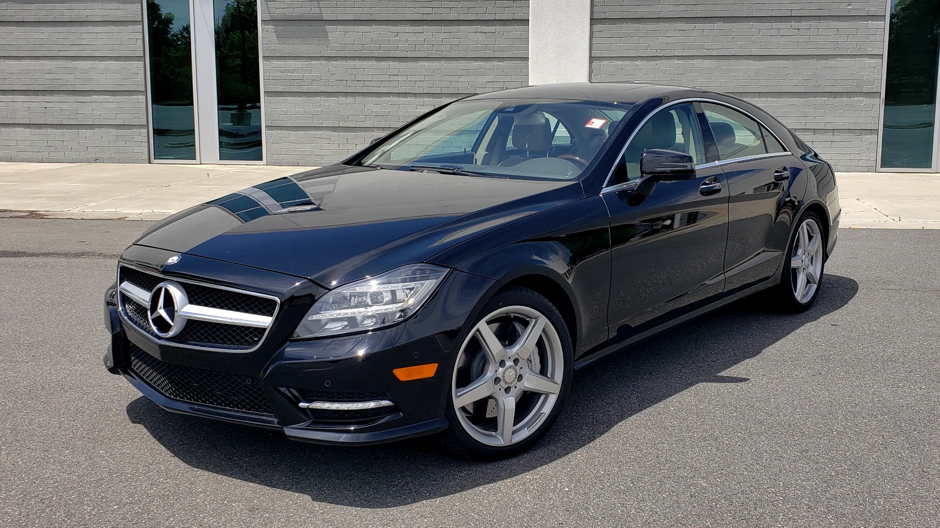 Used 2014 Mercedes-Benz CLS-Class CLS 550 PREMIUM / AMG SPORT WHLS / SUNROOF / LANE TRACK / PARKTRONIC for sale Sold at Formula Imports in Charlotte NC 28227 1