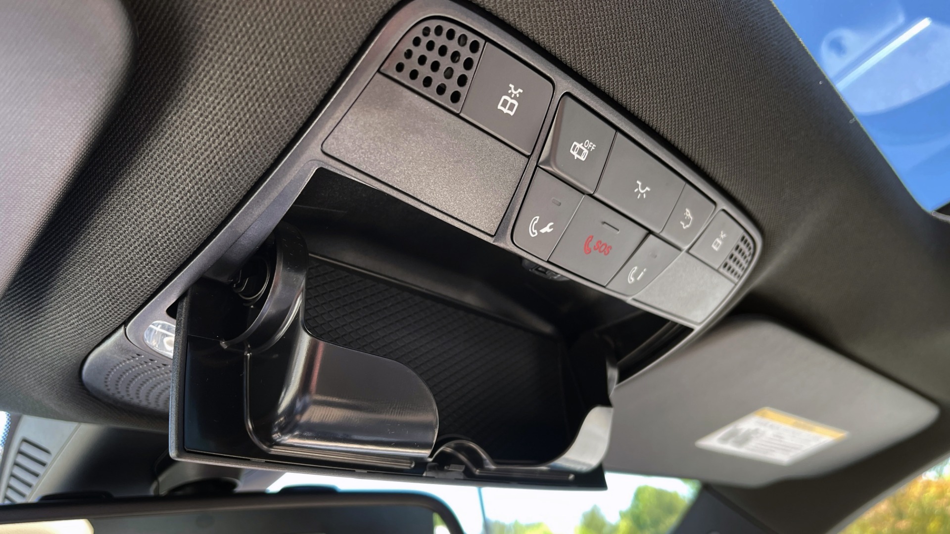 Used 2018 Mercedes-Benz C-CLASS C 300 PREMIUM / KEYLESS-GO / PANO-ROOF / BURMESTER / REARVIEW for sale Sold at Formula Imports in Charlotte NC 28227 48