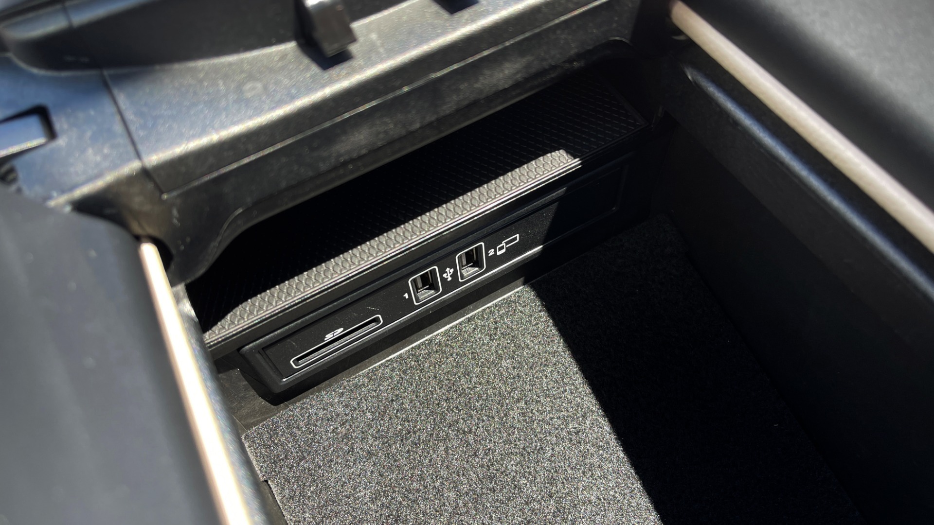 Used 2018 Mercedes-Benz C-CLASS C 300 PREMIUM / KEYLESS-GO / PANO-ROOF / BURMESTER / REARVIEW for sale Sold at Formula Imports in Charlotte NC 28227 52