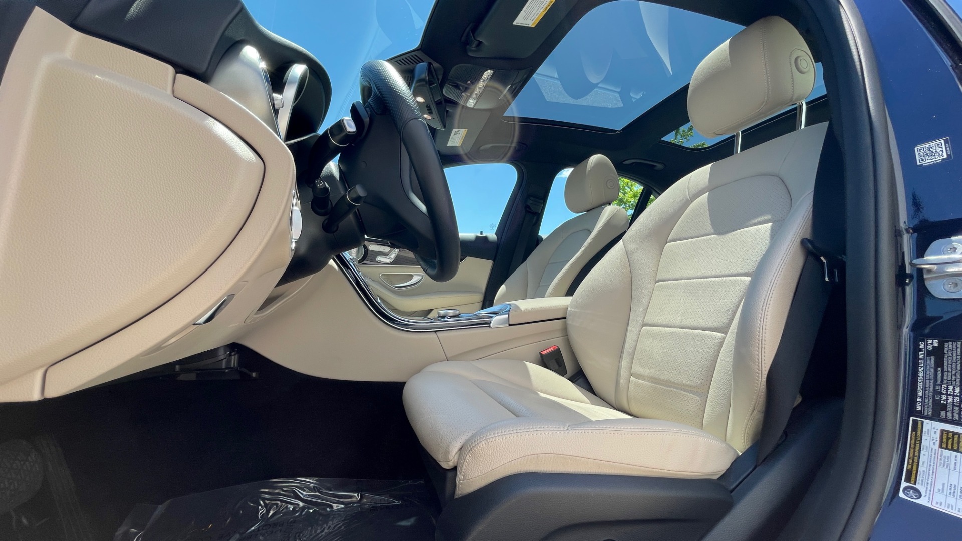 Used 2018 Mercedes-Benz C-CLASS C 300 PREMIUM / KEYLESS-GO / PANO-ROOF / BURMESTER / REARVIEW for sale Sold at Formula Imports in Charlotte NC 28227 57