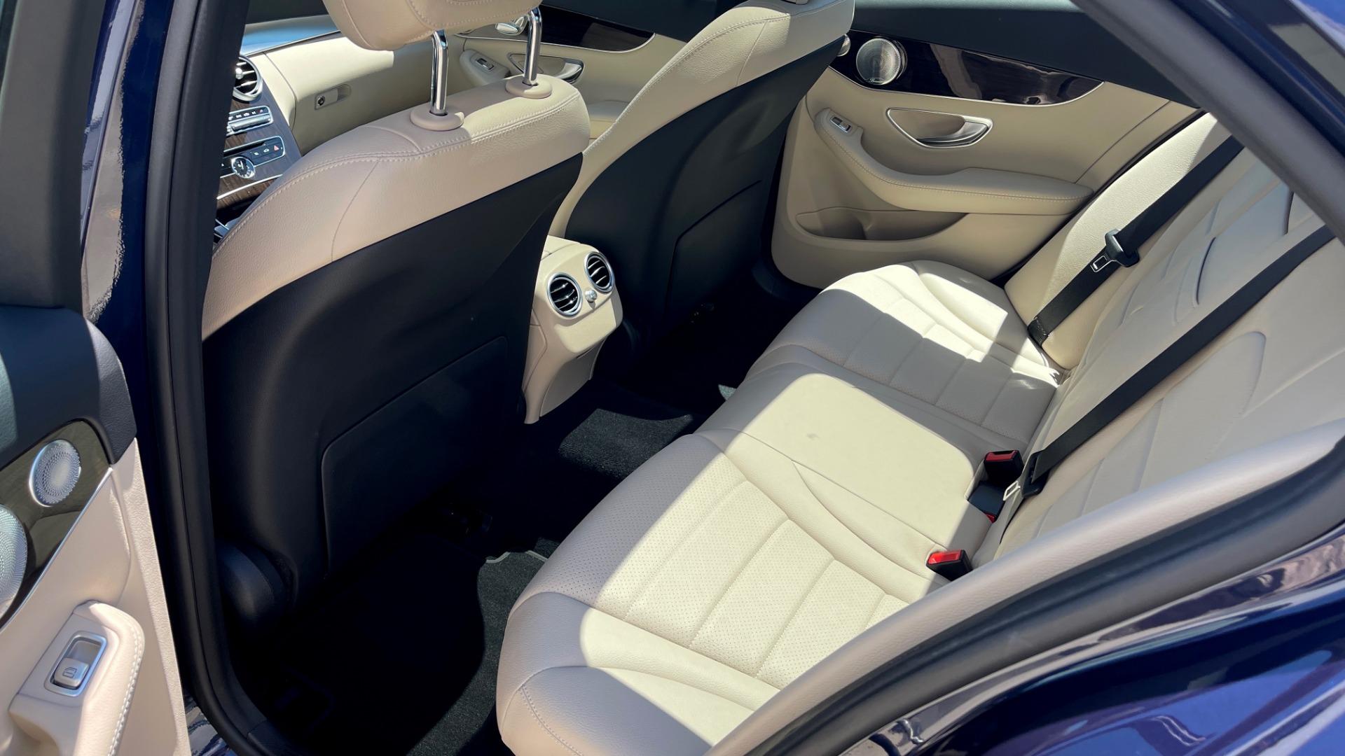 Used 2018 Mercedes-Benz C-CLASS C 300 PREMIUM / KEYLESS-GO / PANO-ROOF / BURMESTER / REARVIEW for sale Sold at Formula Imports in Charlotte NC 28227 60