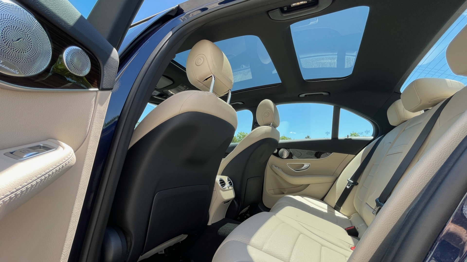 Used 2018 Mercedes-Benz C-CLASS C 300 PREMIUM / KEYLESS-GO / PANO-ROOF / BURMESTER / REARVIEW for sale Sold at Formula Imports in Charlotte NC 28227 63