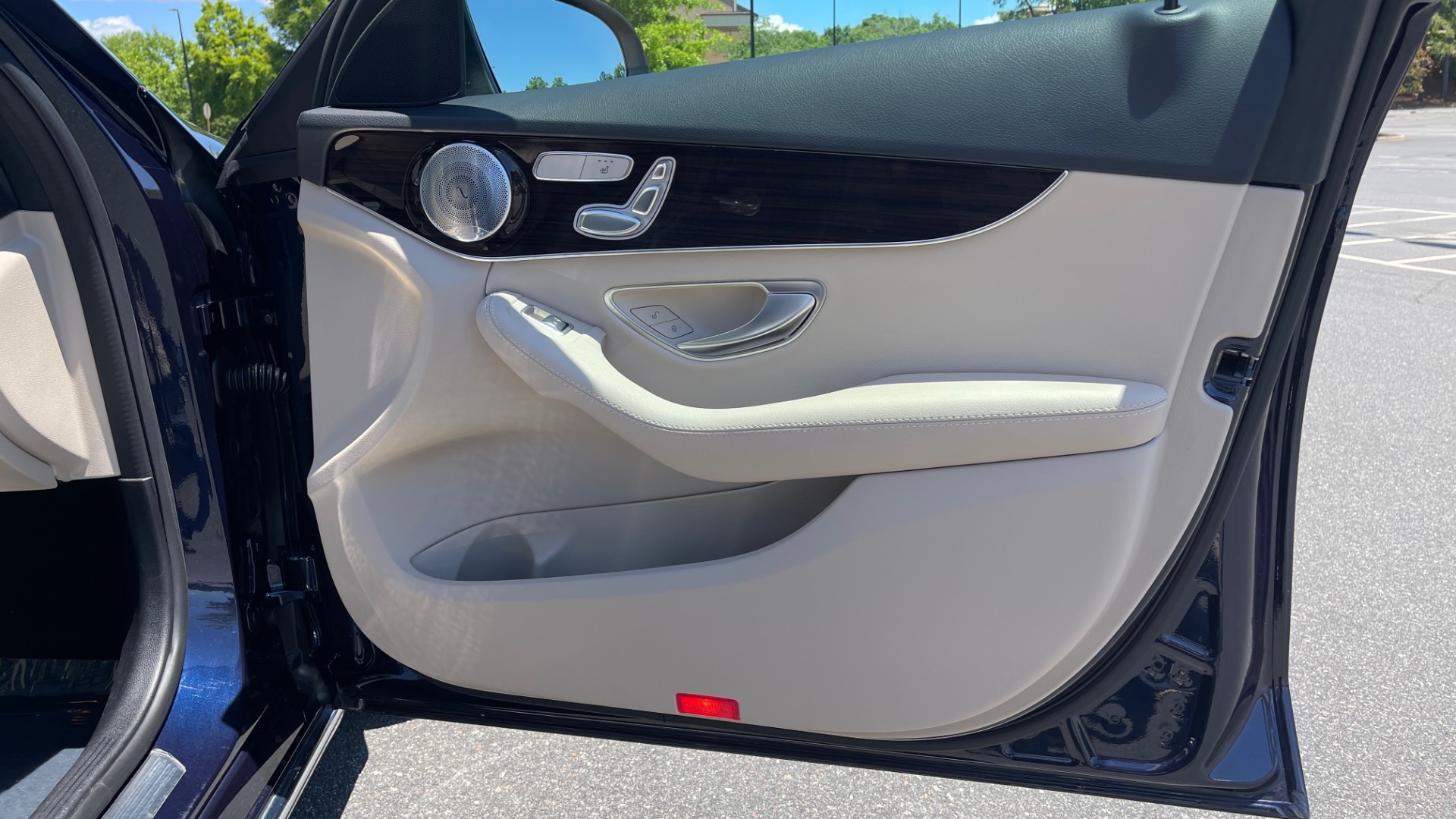 Used 2018 Mercedes-Benz C-CLASS C 300 PREMIUM / KEYLESS-GO / PANO-ROOF / BURMESTER / REARVIEW for sale Sold at Formula Imports in Charlotte NC 28227 66