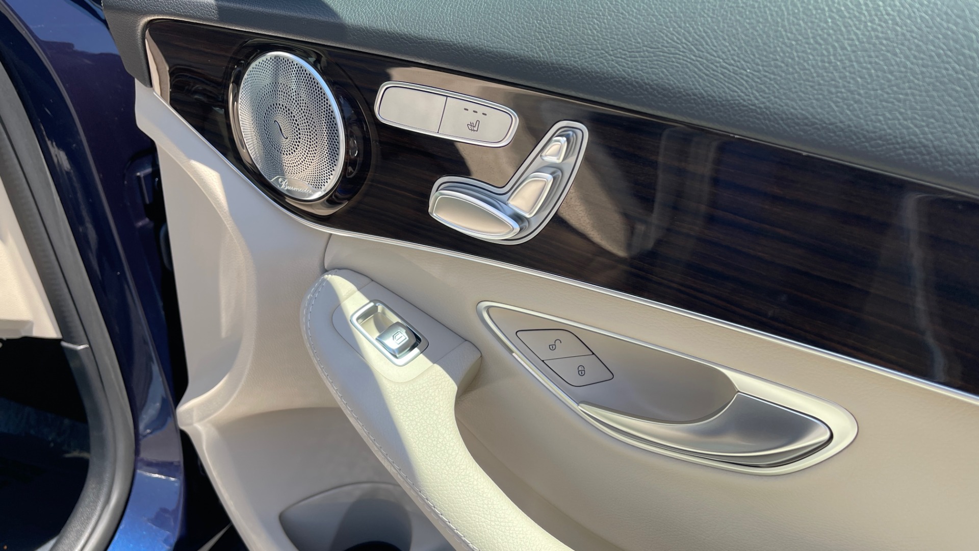 Used 2018 Mercedes-Benz C-CLASS C 300 PREMIUM / KEYLESS-GO / PANO-ROOF / BURMESTER / REARVIEW for sale Sold at Formula Imports in Charlotte NC 28227 67