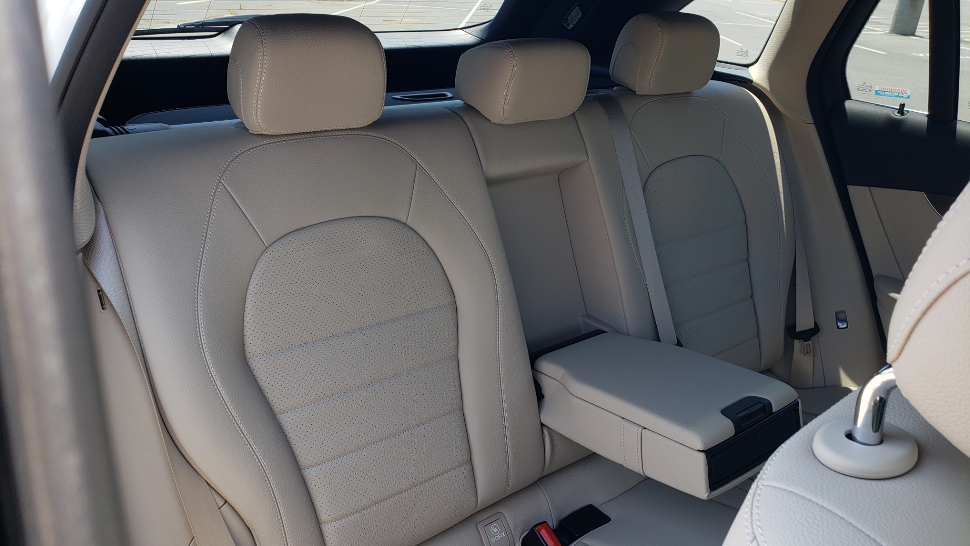 Used 2018 Mercedes-Benz GLC 300 4MATIC PREMIUM / PANO-ROOF / HTD STS / APPLE / REARVIEW for sale Sold at Formula Imports in Charlotte NC 28227 69