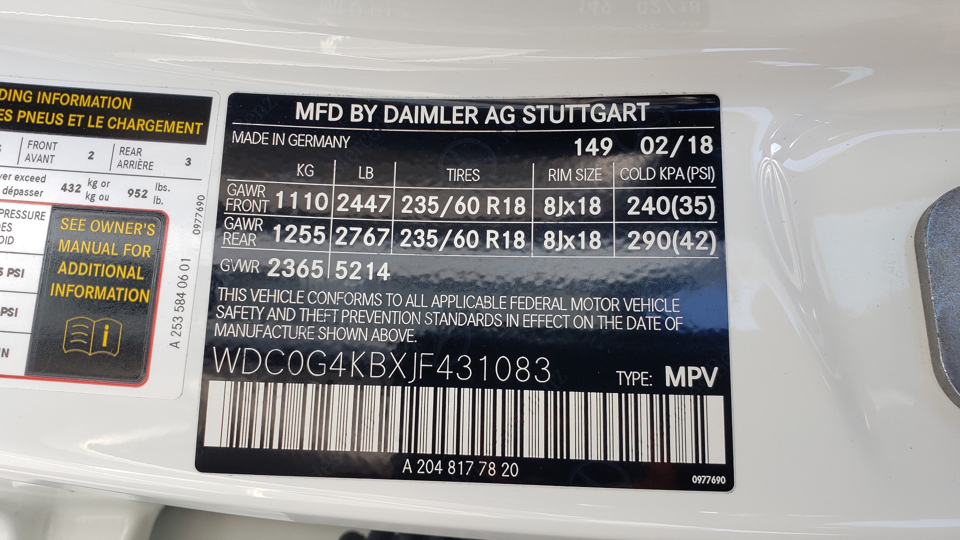 Used 2018 Mercedes-Benz GLC 300 4MATIC PREMIUM / PANO-ROOF / HTD STS / APPLE / REARVIEW for sale Sold at Formula Imports in Charlotte NC 28227 90