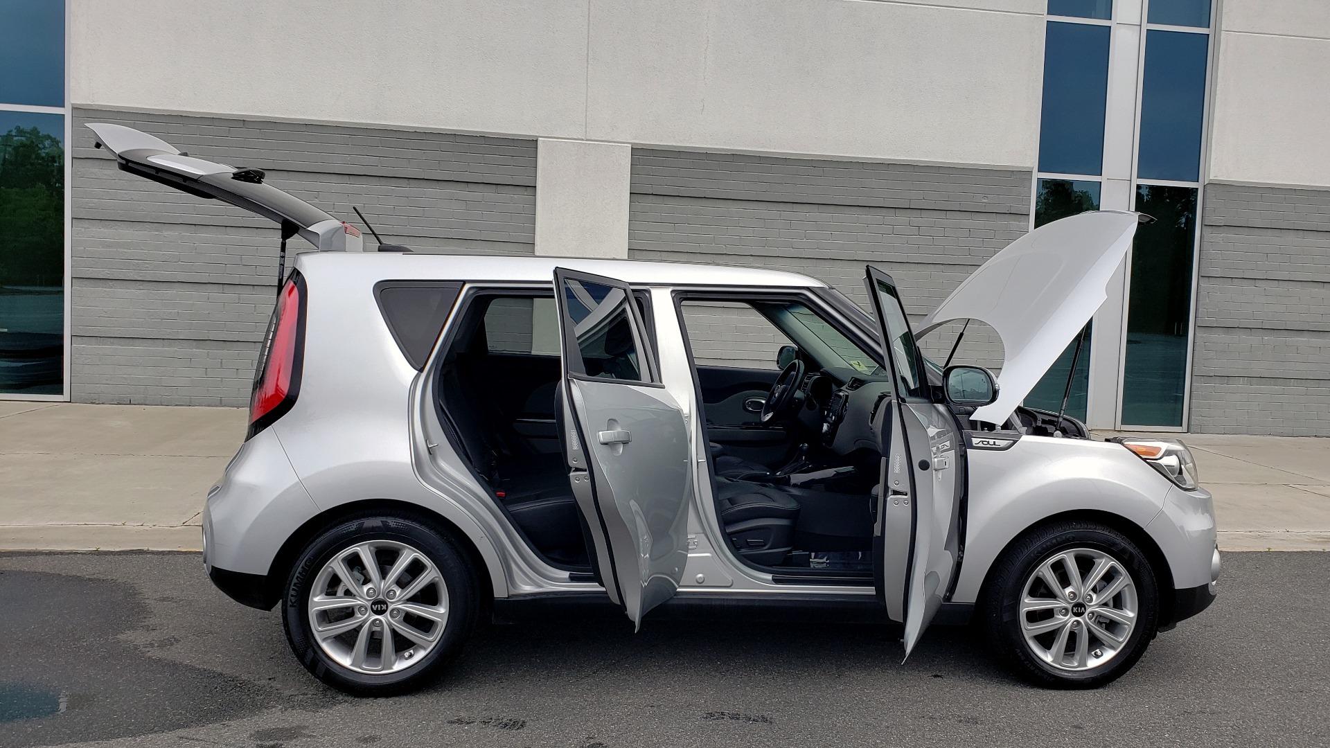 Used 2017 Kia Soul + for sale Sold at Formula Imports in Charlotte NC 28227 10