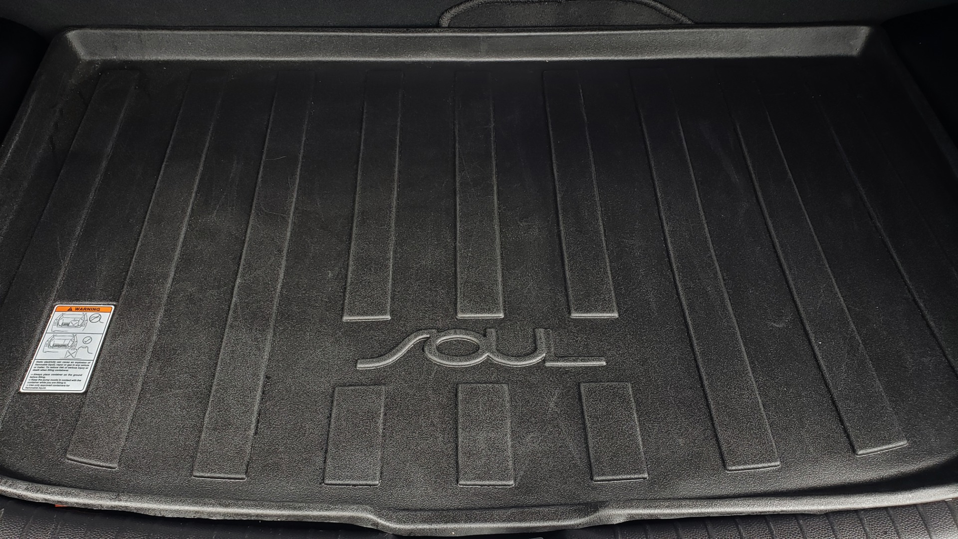Used 2017 Kia SOUL PLUS / NAV / SUNROOF / LEATHER / HTD STS / REARVIEW for sale $16,995 at Formula Imports in Charlotte NC 28227 15