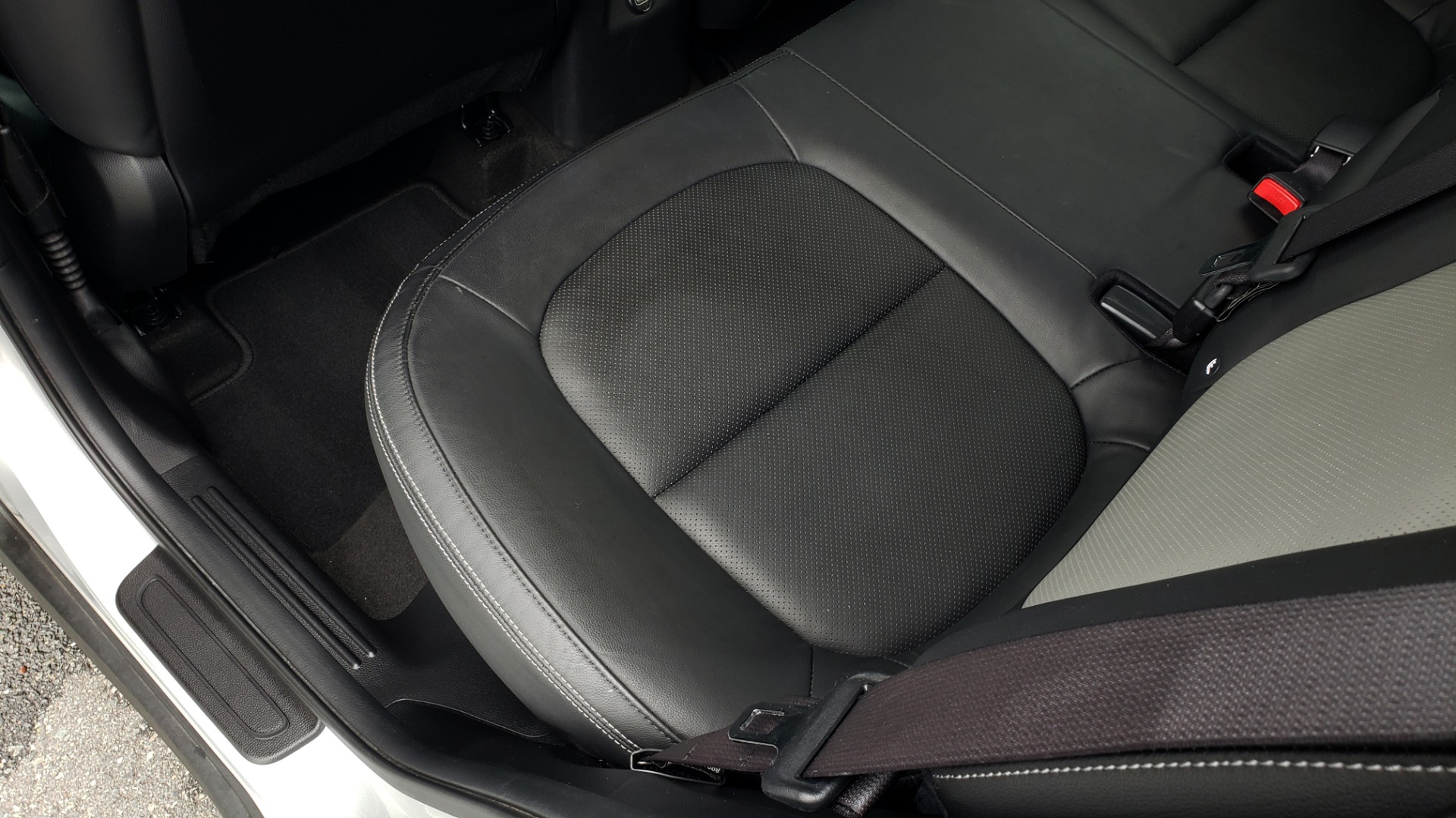Used 2017 Kia SOUL PLUS / NAV / SUNROOF / LEATHER / HTD STS / REARVIEW for sale $16,995 at Formula Imports in Charlotte NC 28227 54