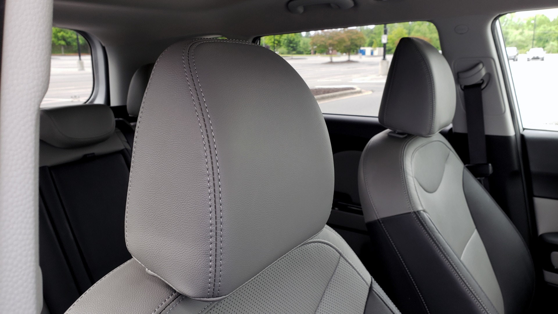 Used 2017 Kia SOUL PLUS / NAV / SUNROOF / LEATHER / HTD STS / REARVIEW for sale $16,995 at Formula Imports in Charlotte NC 28227 61
