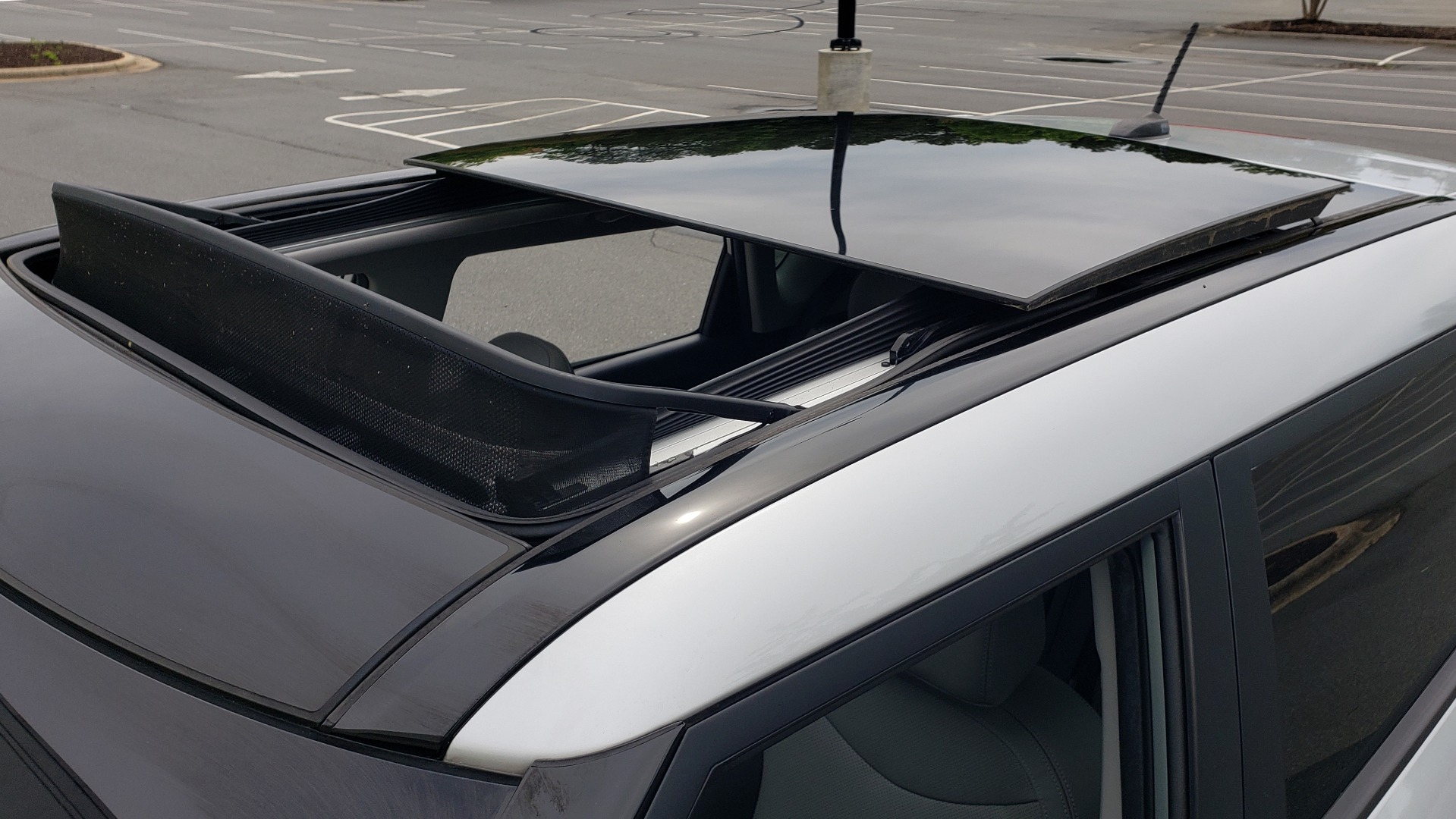 Used 2017 Kia SOUL PLUS / NAV / SUNROOF / LEATHER / HTD STS / REARVIEW for sale $16,995 at Formula Imports in Charlotte NC 28227 82