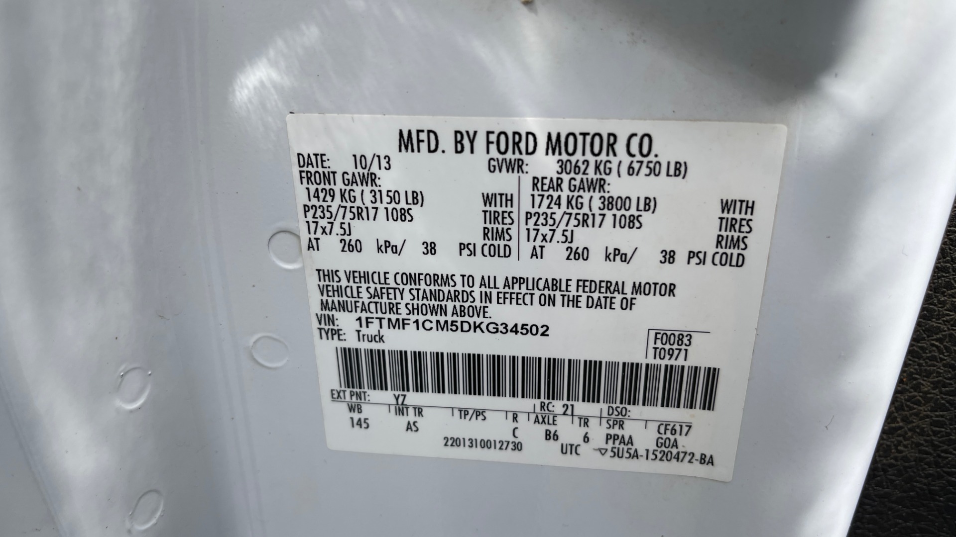 Used 2013 Ford F-150 XL / 2WD / V6 / AUTO / LONG BED / 145IN WB / WT / ROOF RACK / AUX TANK for sale Sold at Formula Imports in Charlotte NC 28227 52