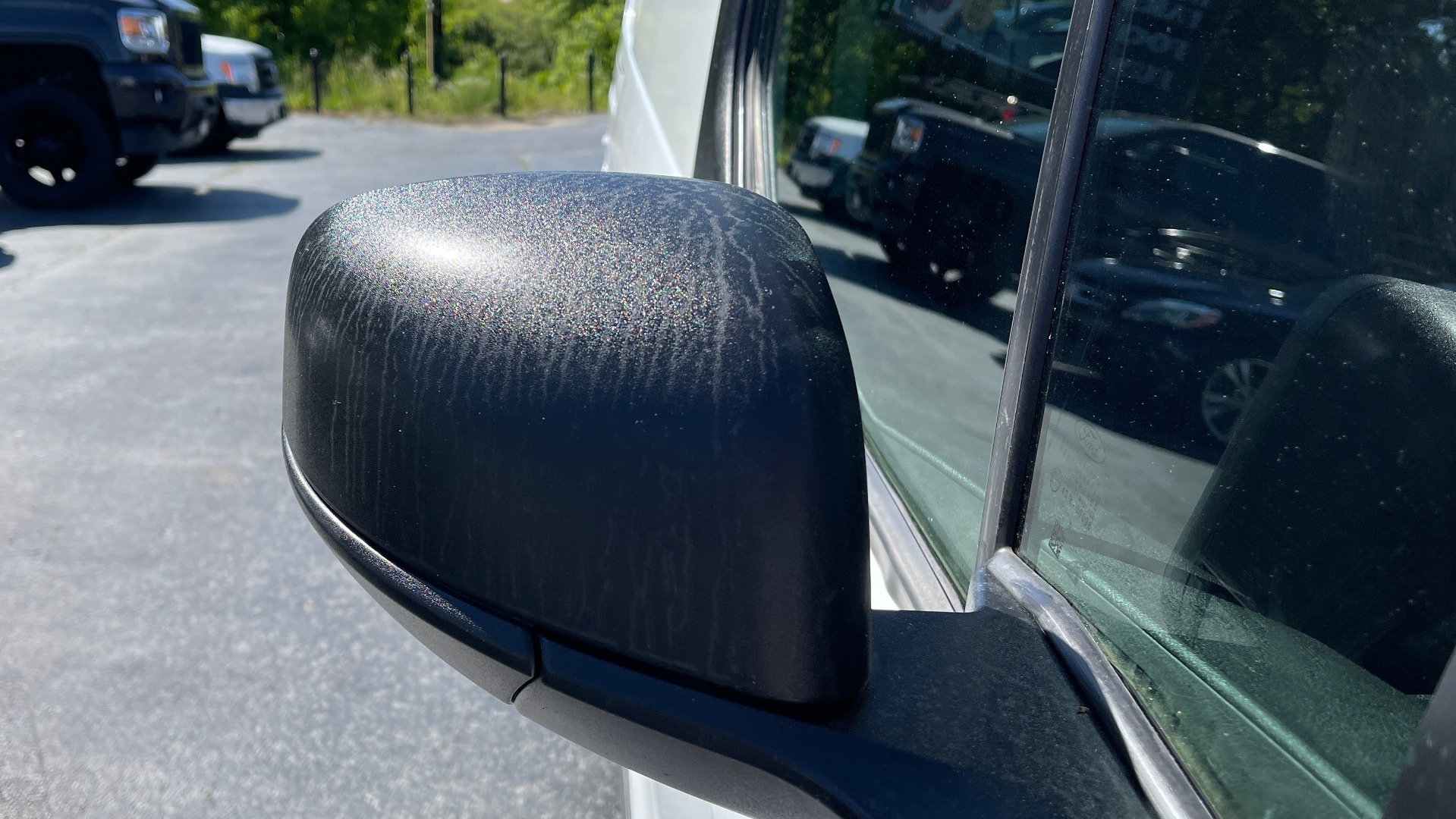 Used 2015 Ford TRANSIT CONNECT XLT CARGO VAN LWB / 2.5L 4-CYL / 6-SPD AUTO / ROOF RACK for sale Sold at Formula Imports in Charlotte NC 28227 15