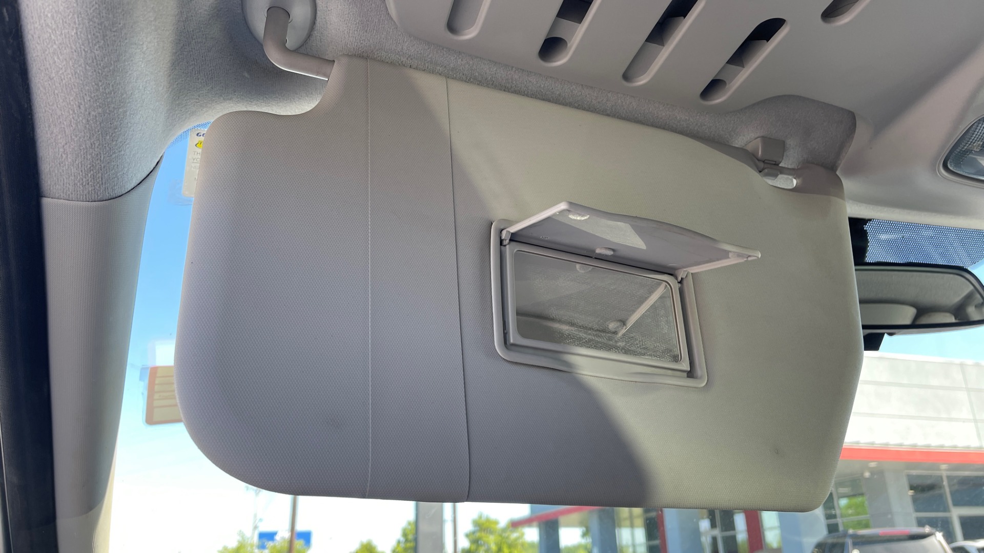 Used 2015 Ford TRANSIT CONNECT XLT CARGO VAN LWB / 2.5L 4-CYL / 6-SPD AUTO / ROOF RACK for sale Sold at Formula Imports in Charlotte NC 28227 39