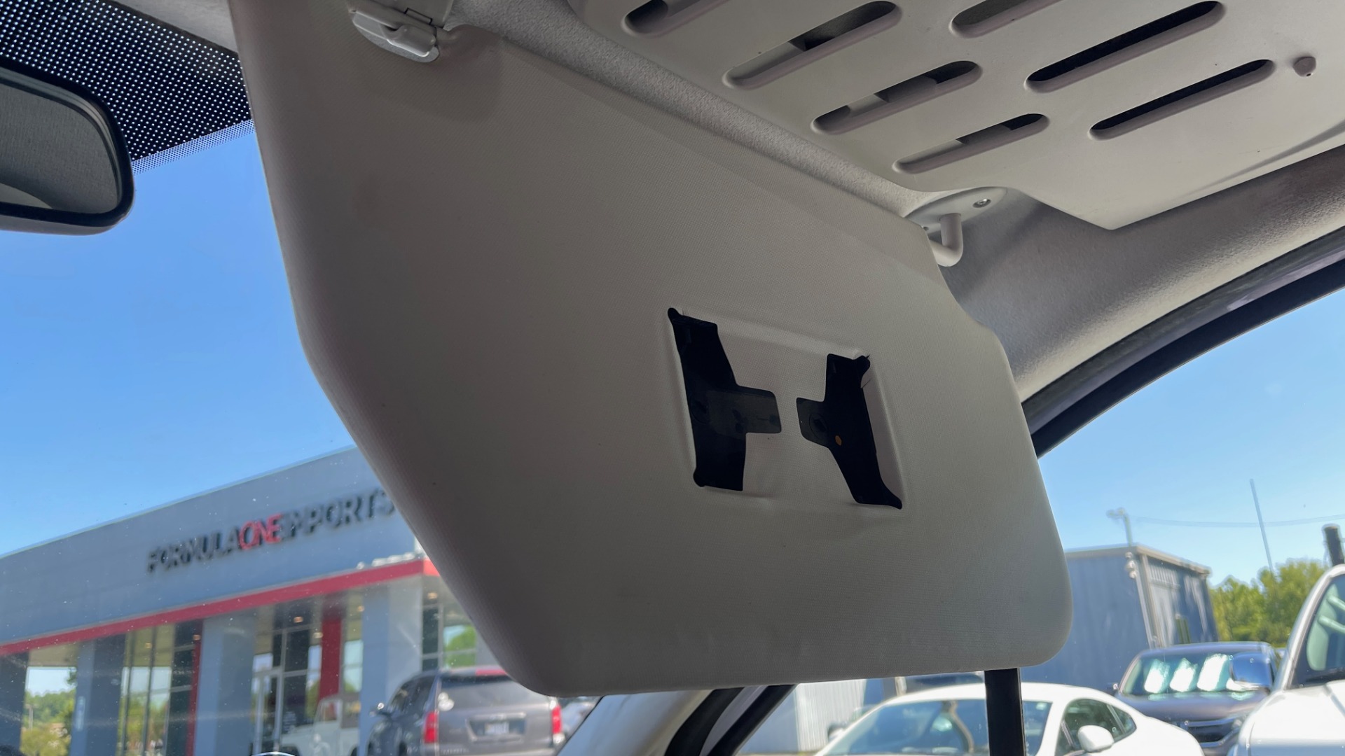 Used 2015 Ford TRANSIT CONNECT XLT CARGO VAN LWB / 2.5L 4-CYL / 6-SPD AUTO / ROOF RACK for sale Sold at Formula Imports in Charlotte NC 28227 40