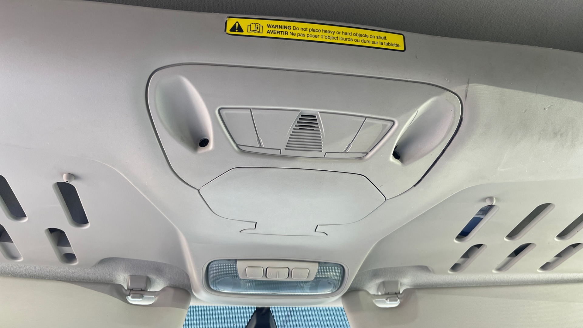 Used 2015 Ford TRANSIT CONNECT XLT CARGO VAN LWB / 2.5L 4-CYL / 6-SPD AUTO / ROOF RACK for sale Sold at Formula Imports in Charlotte NC 28227 41