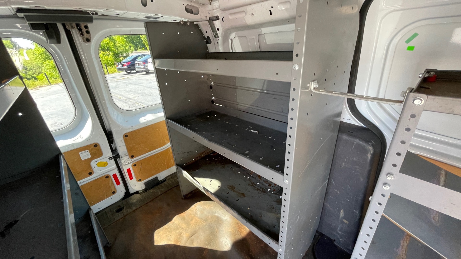 Used 2015 Ford TRANSIT CONNECT XLT CARGO VAN LWB / 2.5L 4-CYL / 6-SPD AUTO / ROOF RACK for sale Sold at Formula Imports in Charlotte NC 28227 53