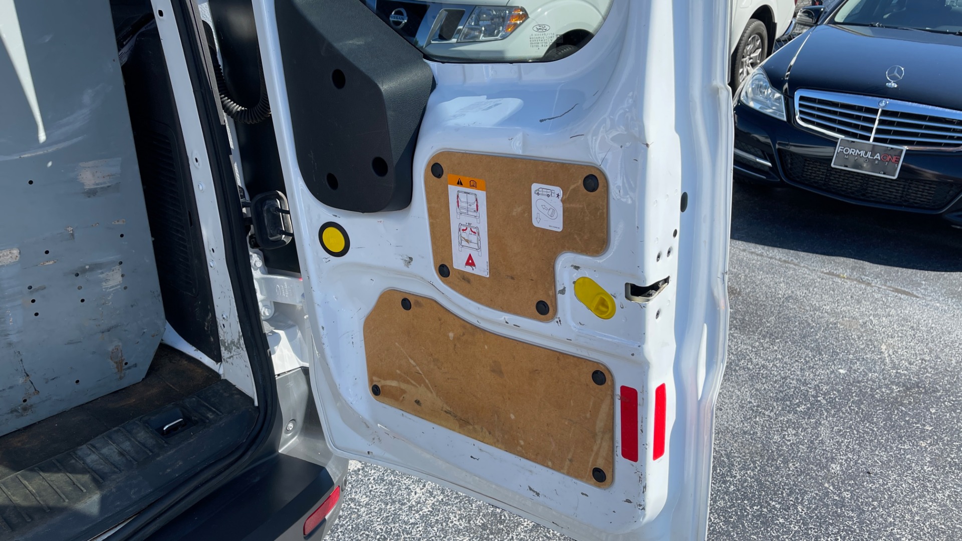 Used 2015 Ford TRANSIT CONNECT XLT CARGO VAN LWB / 2.5L 4-CYL / 6-SPD AUTO / ROOF RACK for sale Sold at Formula Imports in Charlotte NC 28227 56