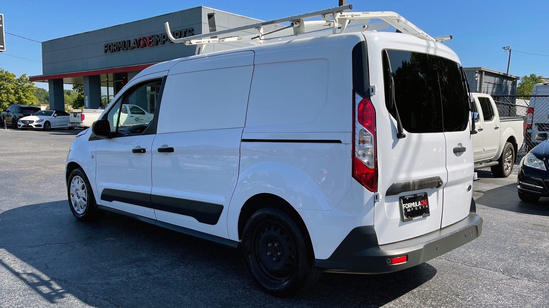 Used 2015 Ford TRANSIT CONNECT XLT CARGO VAN LWB / 2.5L 4-CYL / 6-SPD AUTO / ROOF RACK for sale Sold at Formula Imports in Charlotte NC 28227 7