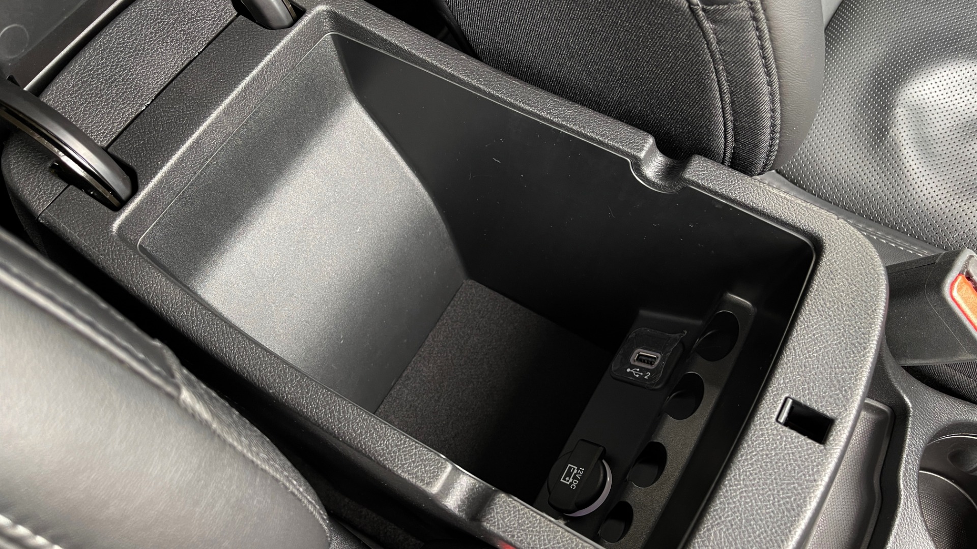 Used 2019 Jeep CHEROKEE LIMITED 4X4 / KEYLESS-GO / BLIND SPOT AND CROSS PATH / REMOTE START / REARV for sale Sold at Formula Imports in Charlotte NC 28227 61
