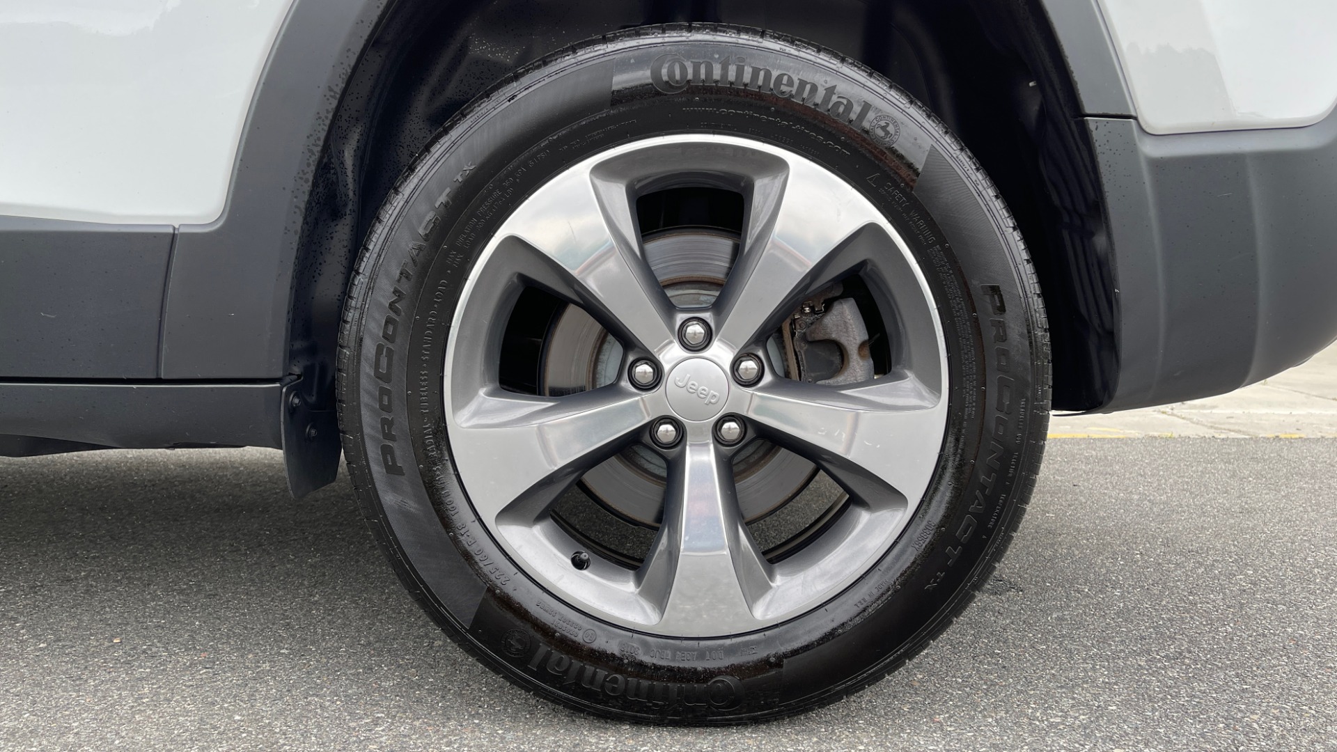 Used 2019 Jeep CHEROKEE LIMITED 4X4 / KEYLESS-GO / BLIND SPOT AND CROSS PATH / REMOTE START / REARV for sale Sold at Formula Imports in Charlotte NC 28227 79