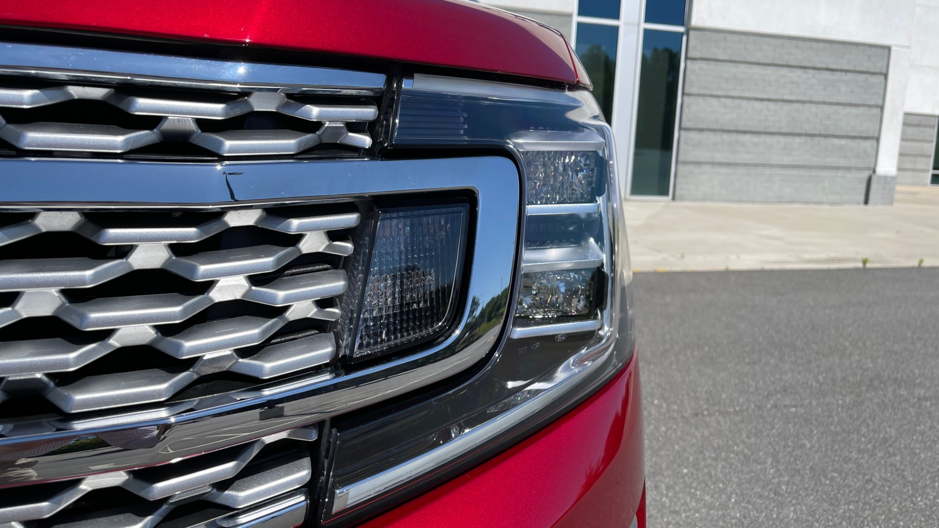 Used 2019 Ford EXPEDITION PLATINUM / 3.5L ECOBOOST / NAV / WIFI / SUNROOF / 3-ROW / REARVIEW for sale Sold at Formula Imports in Charlotte NC 28227 17