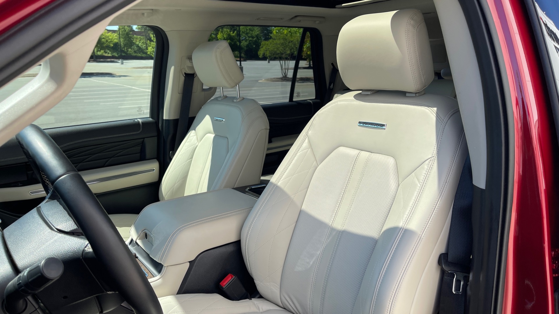 Used 2019 Ford EXPEDITION PLATINUM / 3.5L ECOBOOST / NAV / WIFI / SUNROOF / 3-ROW / REARVIEW for sale Sold at Formula Imports in Charlotte NC 28227 40