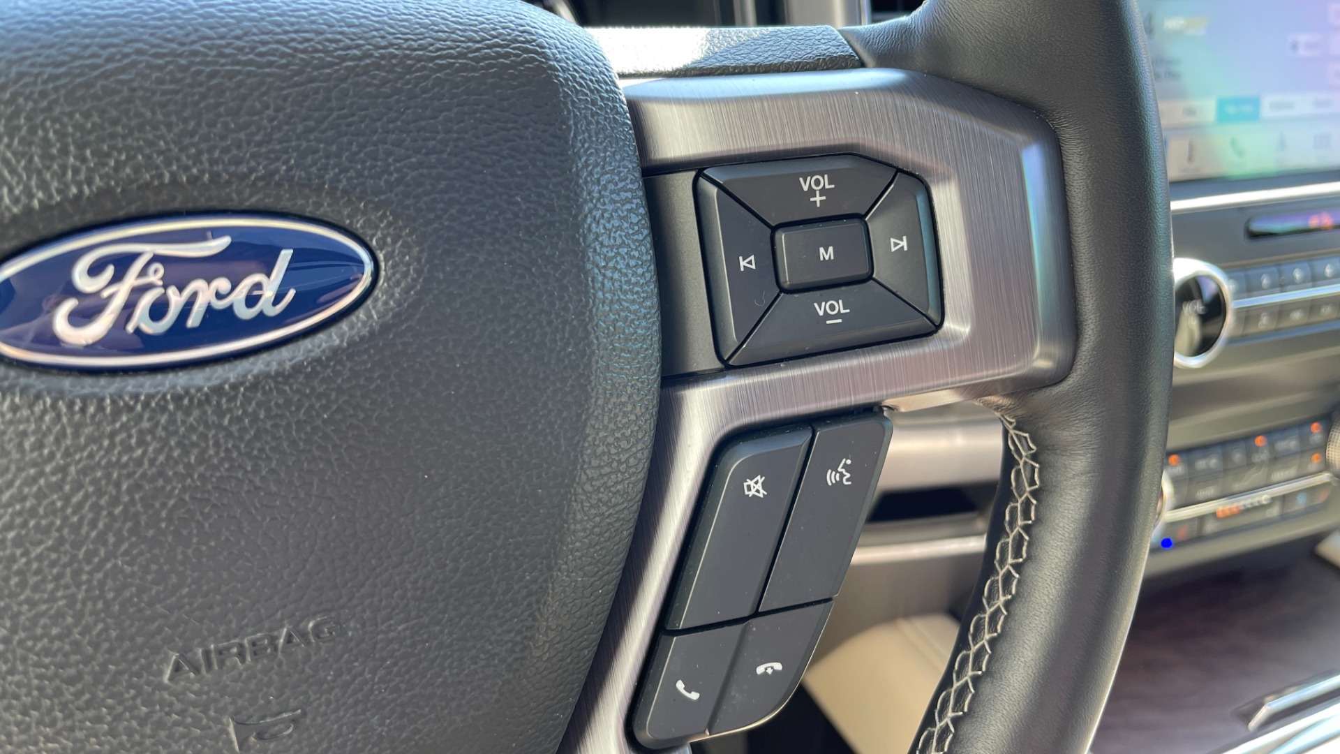 Used 2019 Ford EXPEDITION PLATINUM / 3.5L ECOBOOST / NAV / WIFI / SUNROOF / 3-ROW / REARVIEW for sale Sold at Formula Imports in Charlotte NC 28227 46