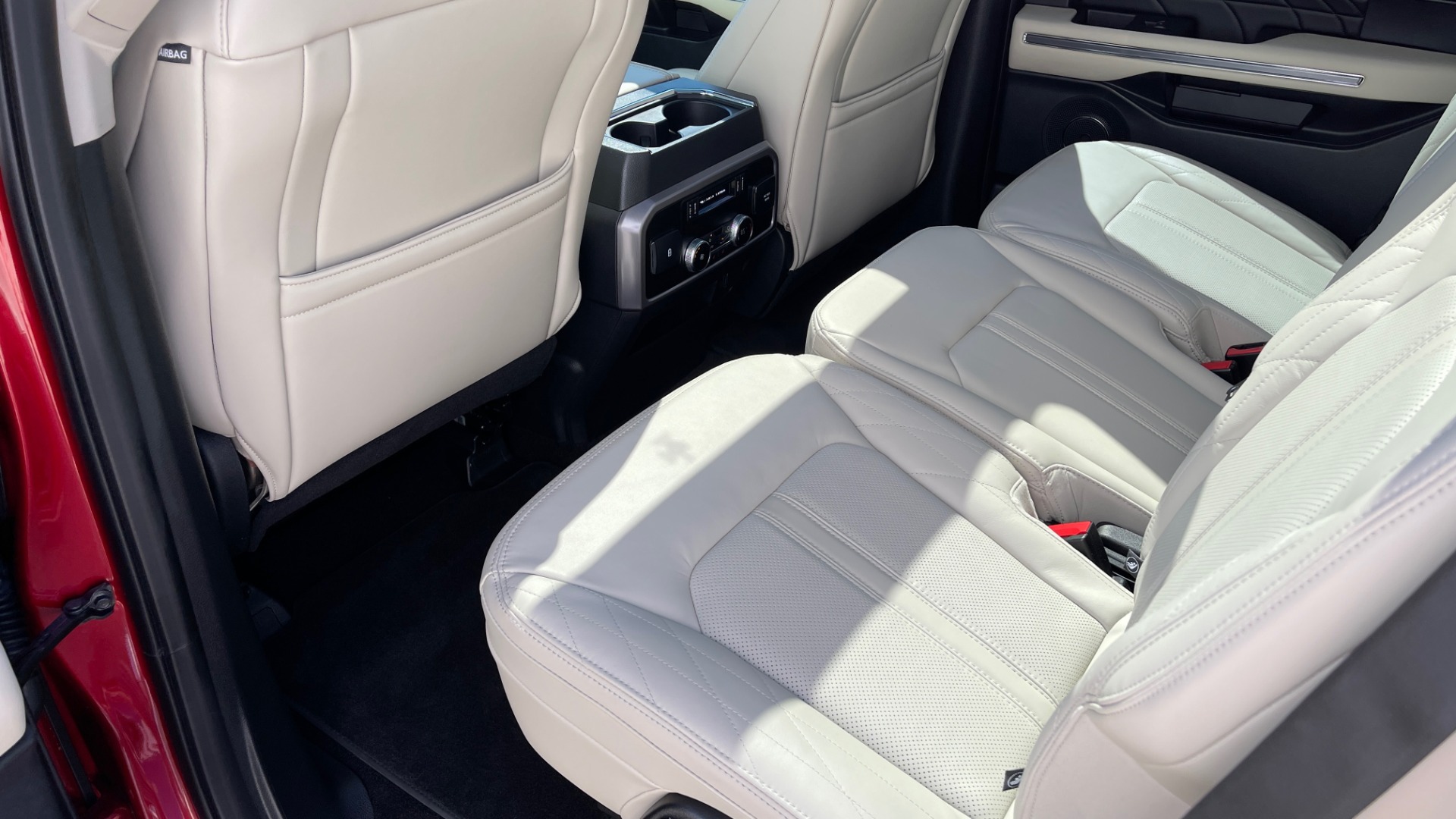 Used 2019 Ford EXPEDITION PLATINUM / 3.5L ECOBOOST / NAV / WIFI / SUNROOF / 3-ROW / REARVIEW for sale Sold at Formula Imports in Charlotte NC 28227 69