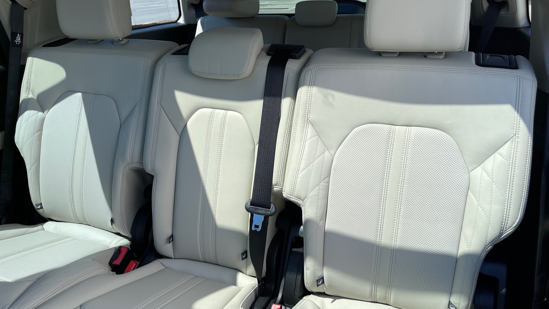 Used 2019 Ford EXPEDITION PLATINUM / 3.5L ECOBOOST / NAV / WIFI / SUNROOF / 3-ROW / REARVIEW for sale Sold at Formula Imports in Charlotte NC 28227 70