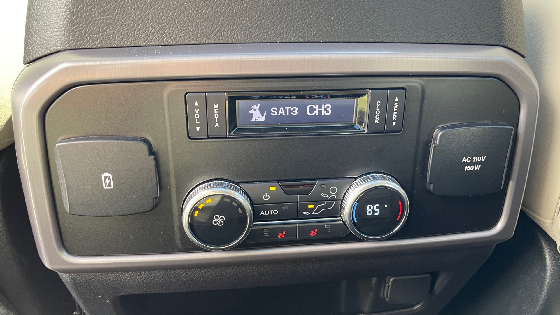 Used 2019 Ford EXPEDITION PLATINUM / 3.5L ECOBOOST / NAV / WIFI / SUNROOF / 3-ROW / REARVIEW for sale Sold at Formula Imports in Charlotte NC 28227 73