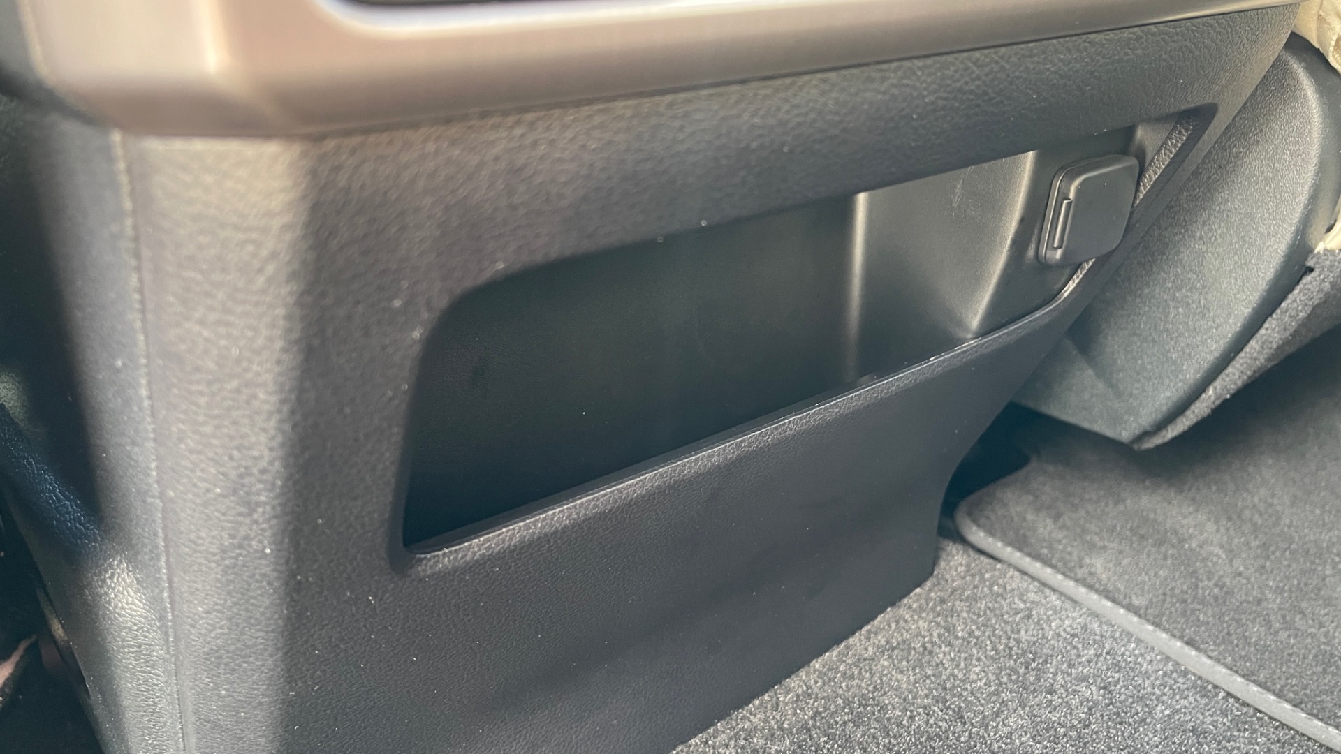 Used 2019 Ford EXPEDITION PLATINUM / 3.5L ECOBOOST / NAV / WIFI / SUNROOF / 3-ROW / REARVIEW for sale Sold at Formula Imports in Charlotte NC 28227 74