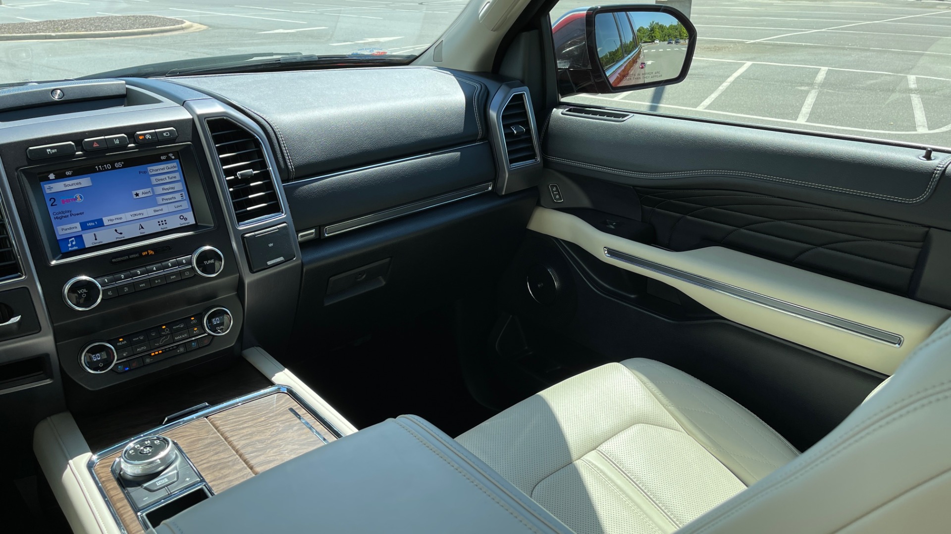 Used 2019 Ford EXPEDITION PLATINUM / 3.5L ECOBOOST / NAV / WIFI / SUNROOF / 3-ROW / REARVIEW for sale Sold at Formula Imports in Charlotte NC 28227 82