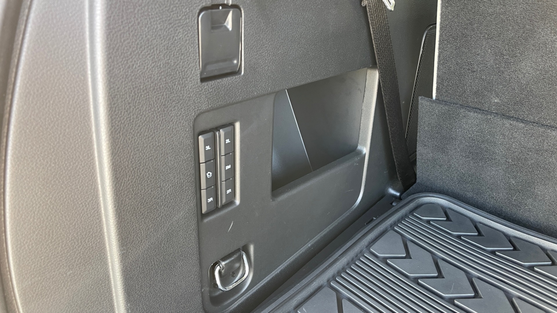 Used 2019 Ford EXPEDITION PLATINUM / 3.5L ECOBOOST / NAV / WIFI / SUNROOF / 3-ROW / REARVIEW for sale Sold at Formula Imports in Charlotte NC 28227 83