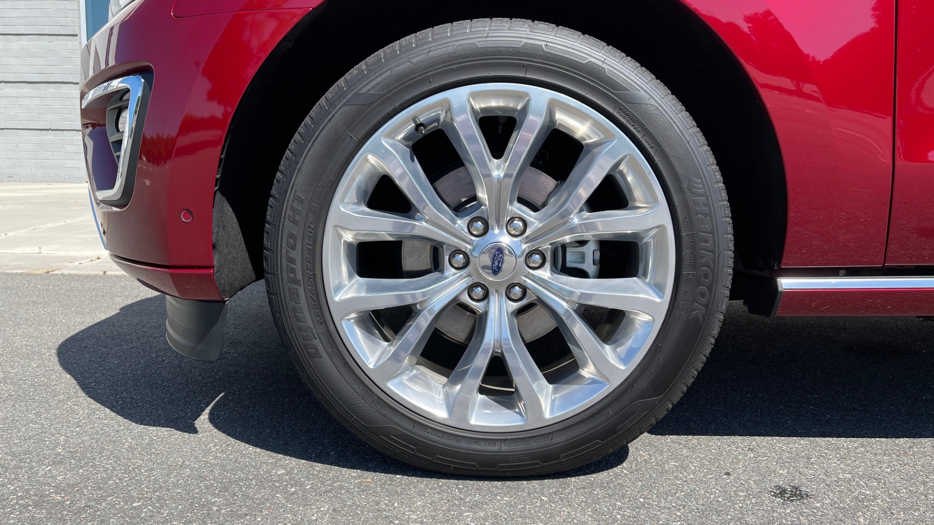 Used 2019 Ford EXPEDITION PLATINUM / 3.5L ECOBOOST / NAV / WIFI / SUNROOF / 3-ROW / REARVIEW for sale Sold at Formula Imports in Charlotte NC 28227 98