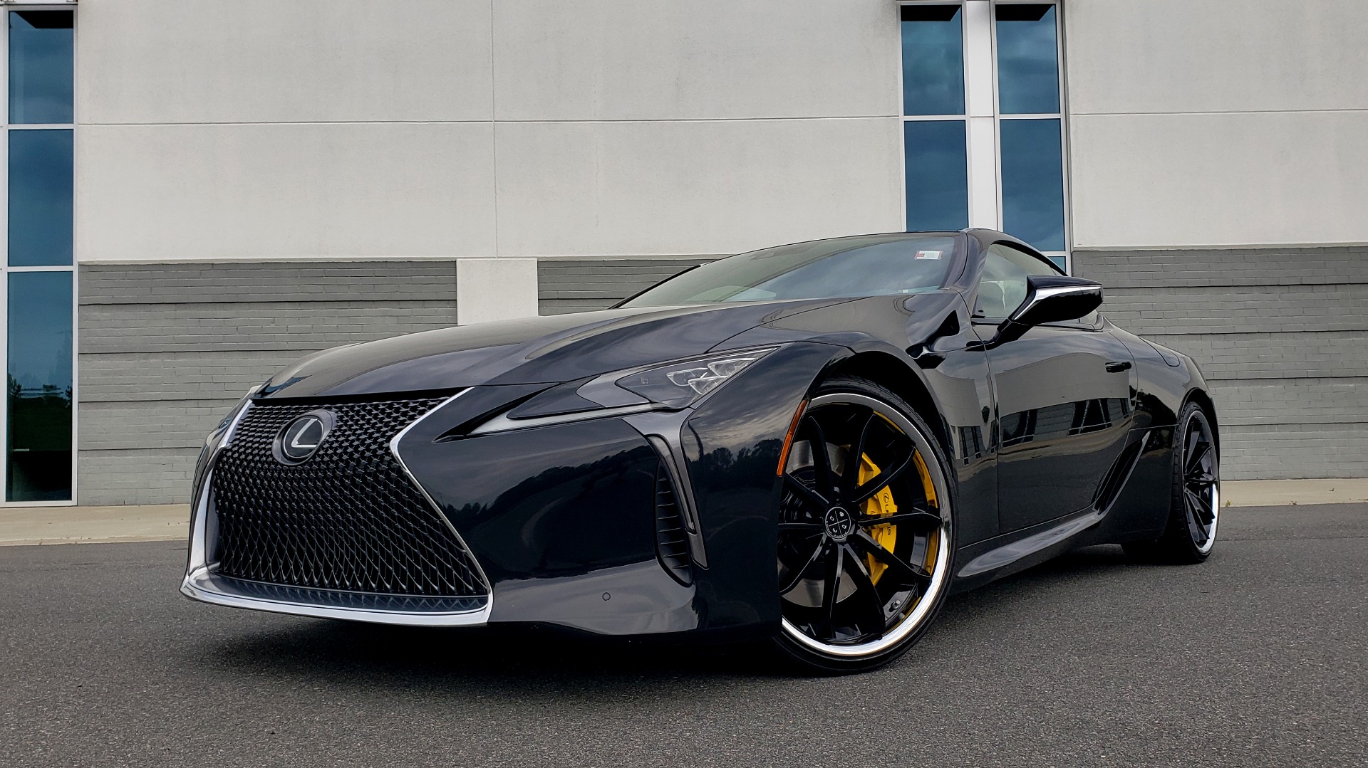 Used 2018 Lexus LC 500 COUPE / 5.0L V8 (471HP) / 10-SPD AUTO / HUD / SUNROOF / REARVIEW for sale Sold at Formula Imports in Charlotte NC 28227 3