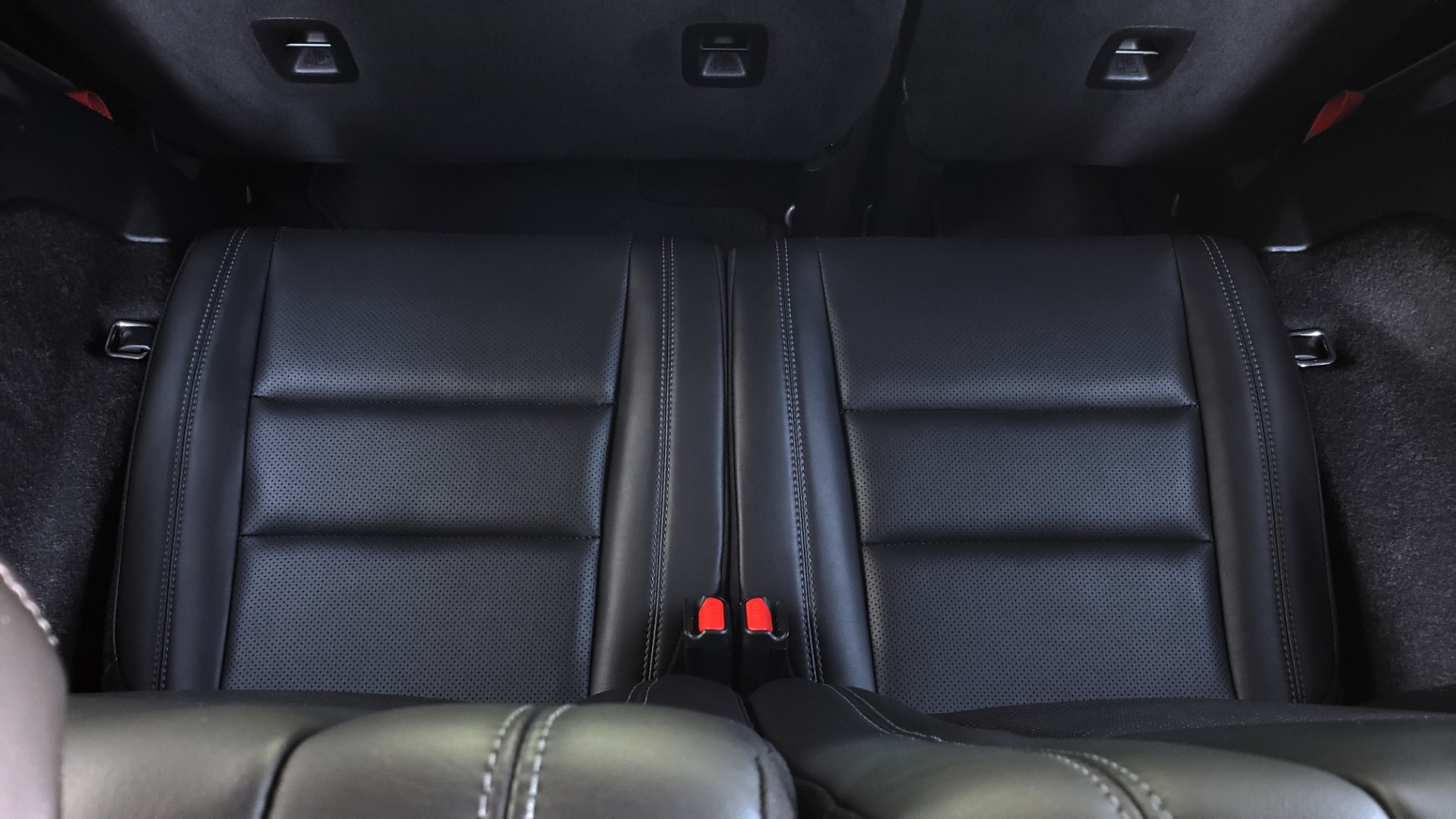 Used 2019 Dodge DURANGO R/T BLACKTOP AWD / TECH / ADAPT CRUS / TOW GROUP / SUNROOF / REARVIEW for sale Sold at Formula Imports in Charlotte NC 28227 19