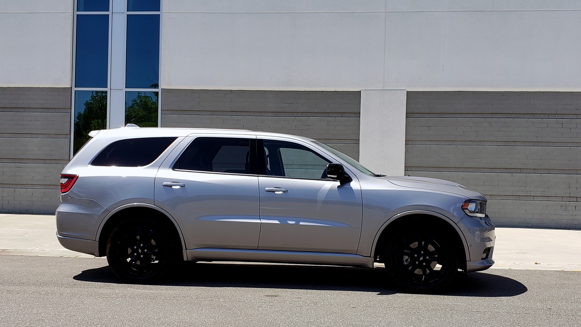 Used 2019 Dodge DURANGO R/T BLACKTOP AWD / TECH / ADAPT CRUS / TOW GROUP / SUNROOF / REARVIEW for sale Sold at Formula Imports in Charlotte NC 28227 2