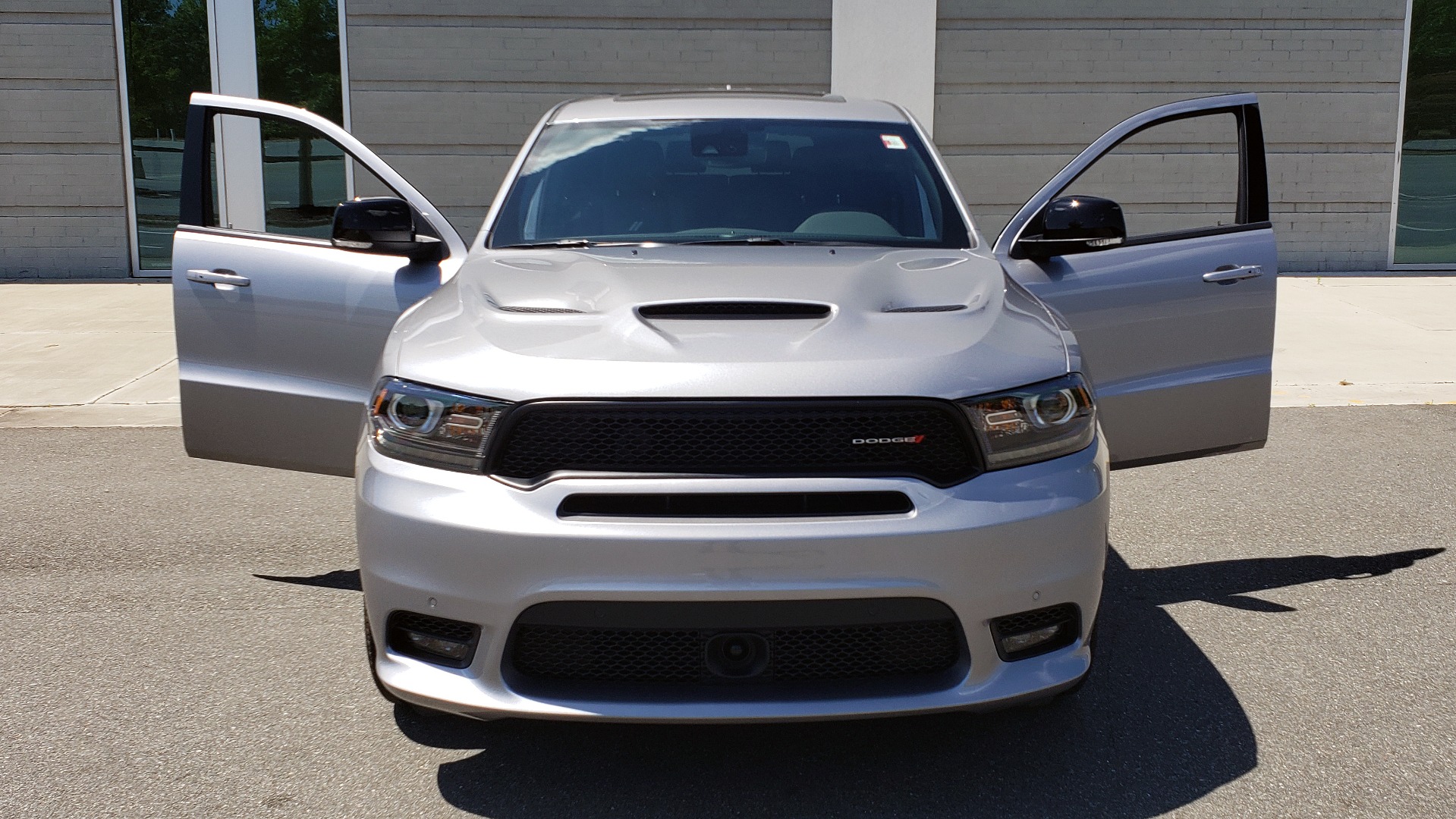 Used 2019 Dodge DURANGO R/T BLACKTOP AWD / TECH / ADAPT CRUS / TOW GROUP / SUNROOF / REARVIEW for sale Sold at Formula Imports in Charlotte NC 28227 24