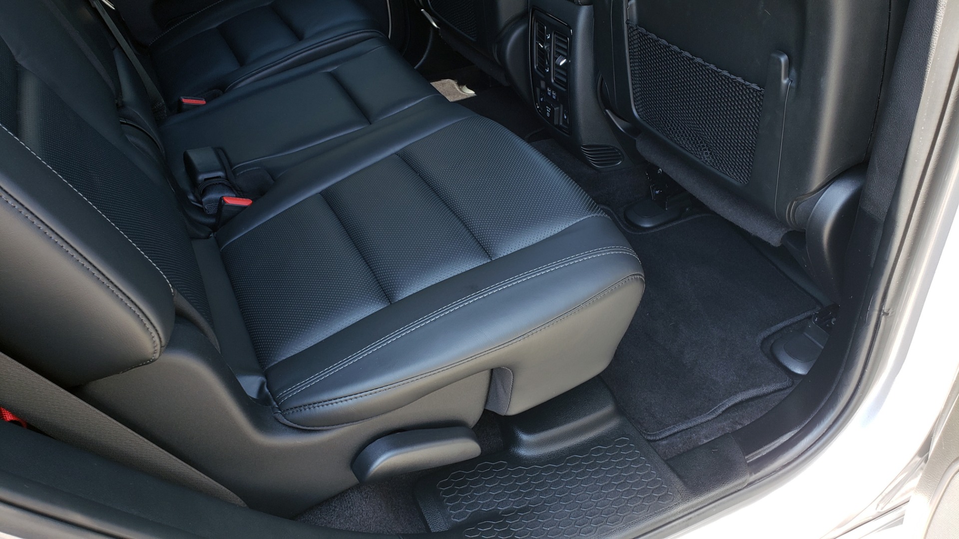 Used 2019 Dodge DURANGO R/T BLACKTOP AWD / TECH / ADAPT CRUS / TOW GROUP / SUNROOF / REARVIEW for sale Sold at Formula Imports in Charlotte NC 28227 81